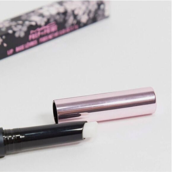 Mac Cosmetics Black Cherry Prep + Prime Lip Base - Picture 5 of 7